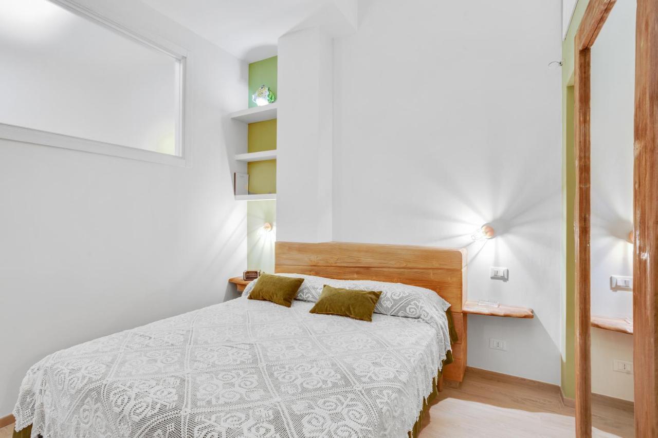 Madame Bari' Suite Apt In The Heart Of Bari Exterior photo
