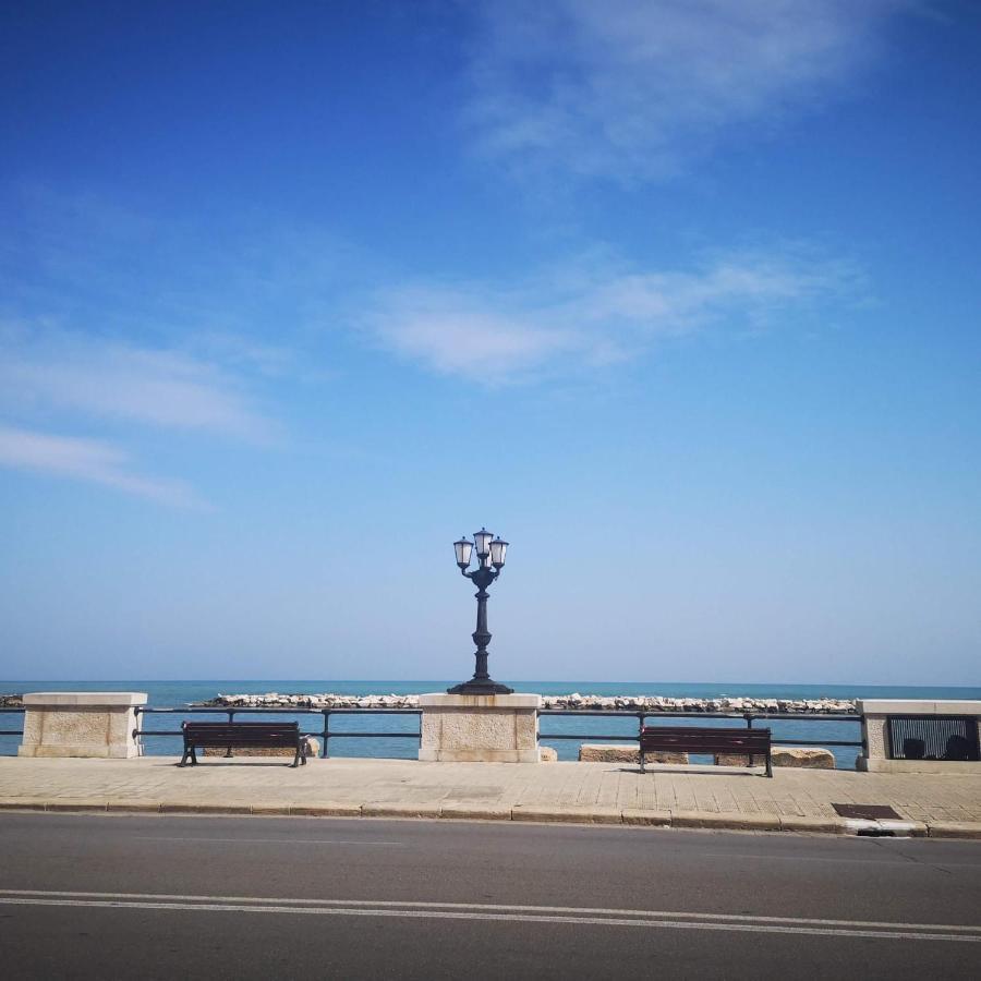 Madame Bari' Suite Apt In The Heart Of Bari Exterior photo